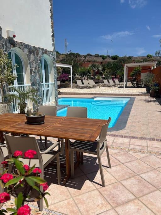 Casa Macken Con Piscina Climatizada Y Jacuzzi Villa San Bartolomé Szoba fotó