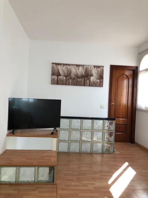 Casa Macken Con Piscina Climatizada Y Jacuzzi Villa San Bartolomé Szoba fotó