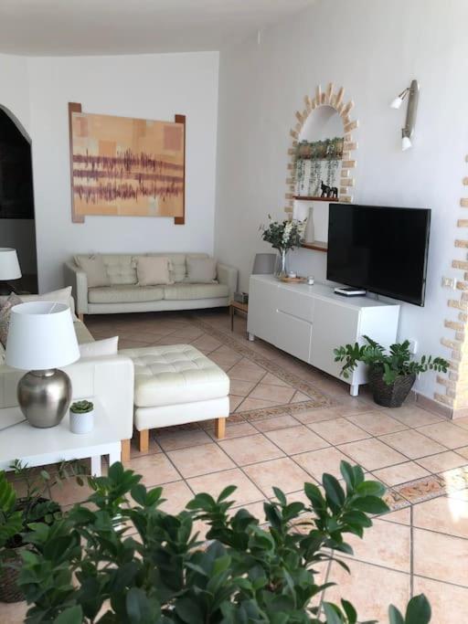 Casa Macken Con Piscina Climatizada Y Jacuzzi Villa San Bartolomé Szoba fotó
