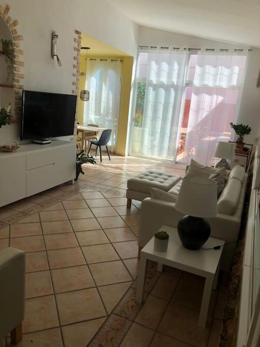 Casa Macken Con Piscina Climatizada Y Jacuzzi Villa San Bartolomé Szoba fotó