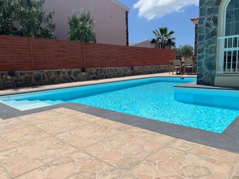 Casa Macken Con Piscina Climatizada Y Jacuzzi Villa San Bartolomé Szoba fotó